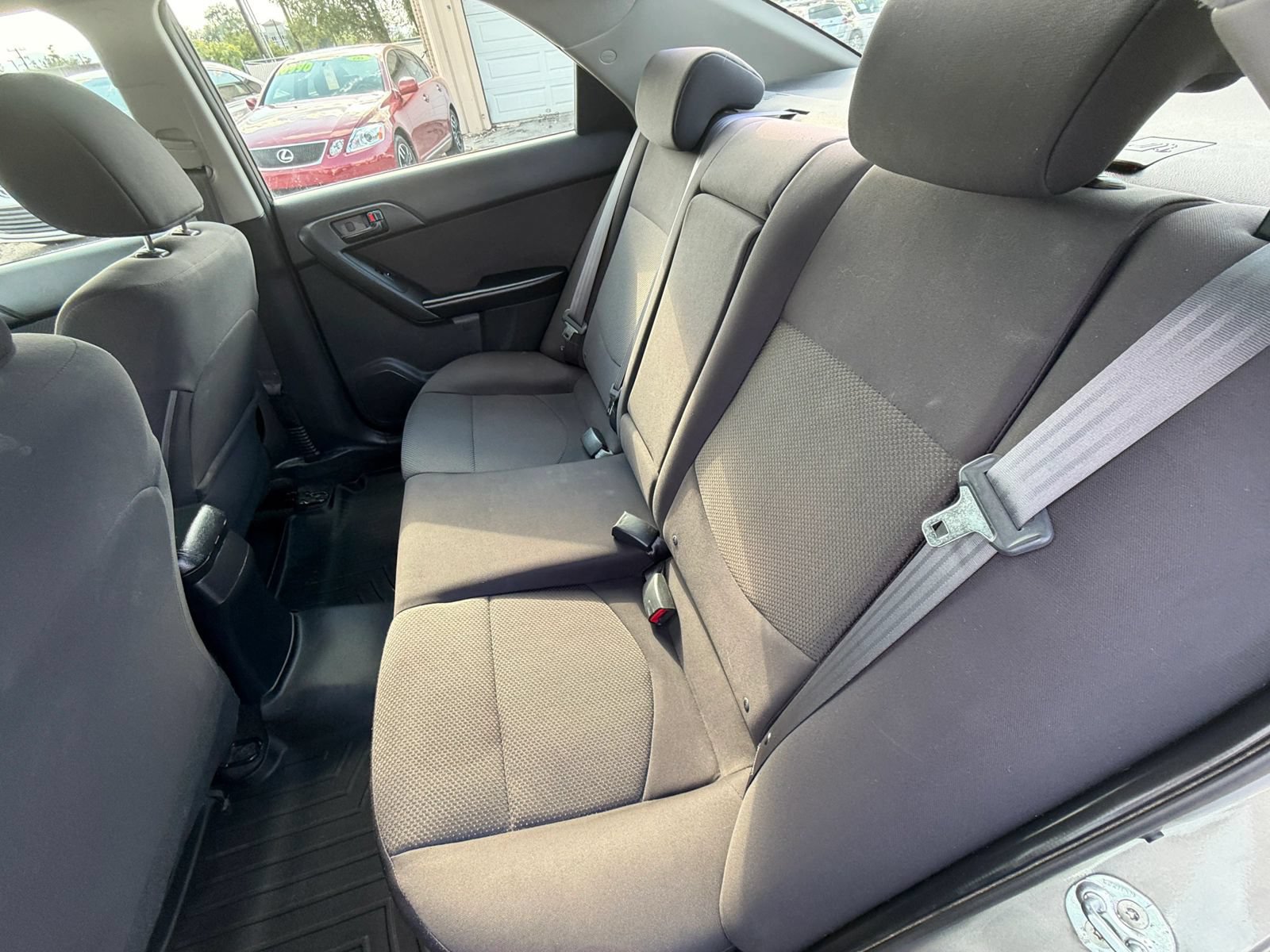Used 2012 Kia Forte EX FWD image 14