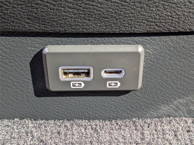 Used 2022 INFINITI Q50 Sensory image 13