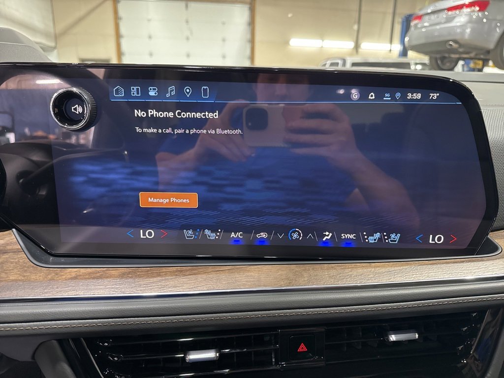 New 2026 Chevrolet Tahoe High Country w/ Sun And Tow Package image 39