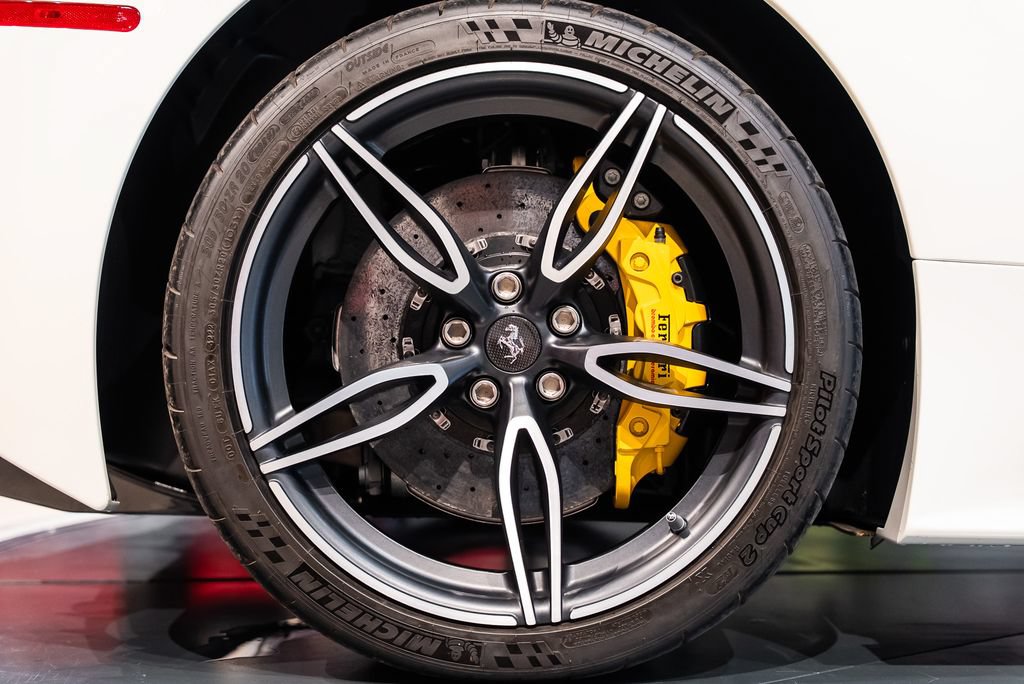 Certified 2015 Ferrari 458 Speciale A RWD image 16