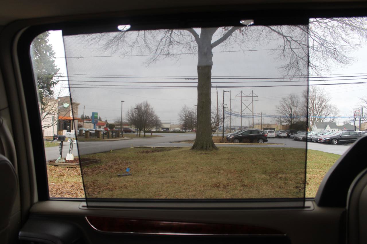 Used 2013 Chrysler Town & Country Limited w/ Trailer Tow Group FWD image 33