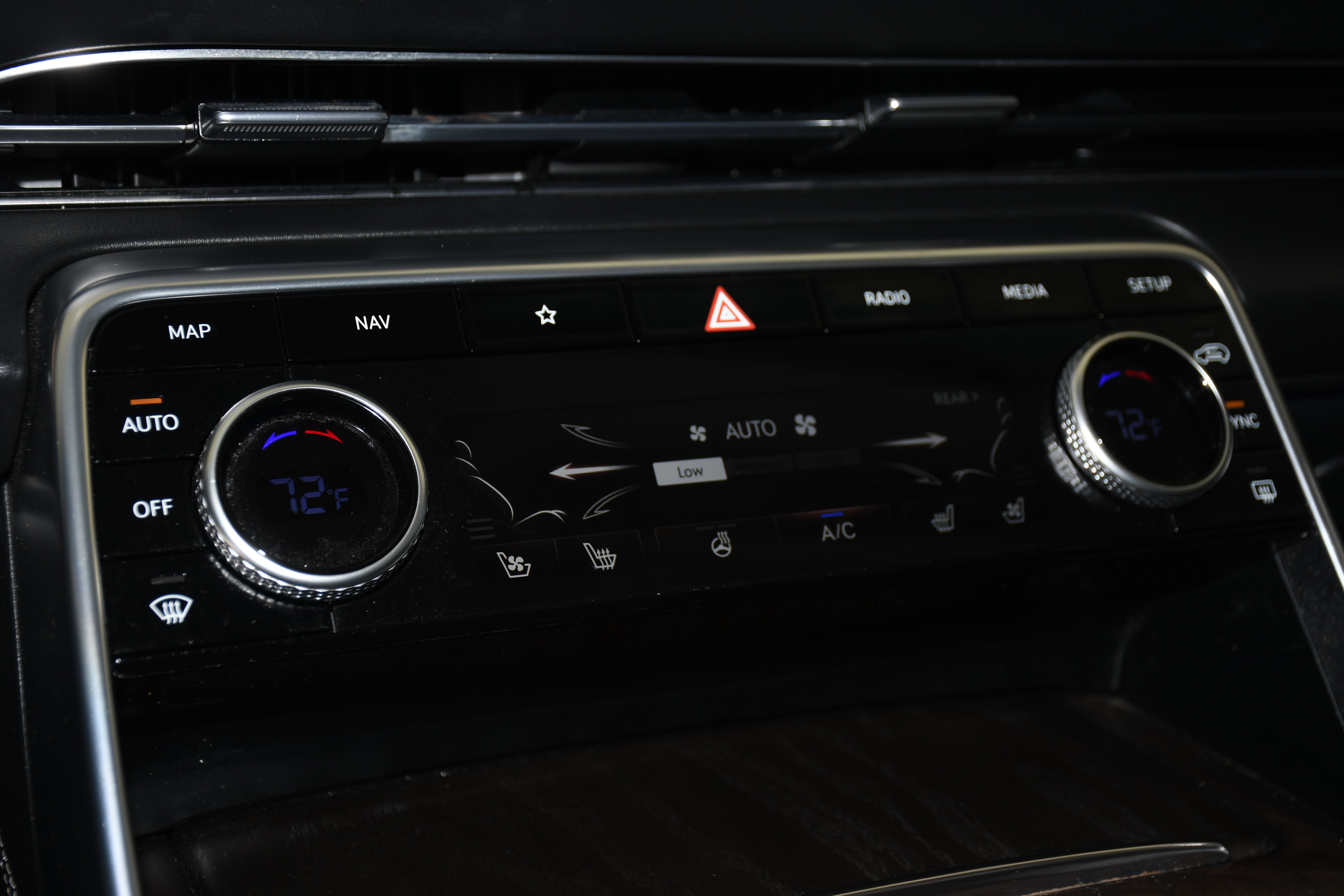 Used 2021 Genesis GV80 2.5T w/ Prestige Package 05 image 14