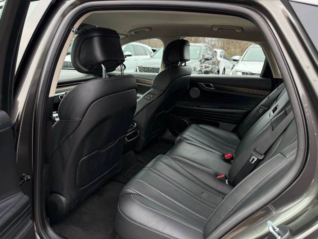 Used 2024 Genesis G80 image 12