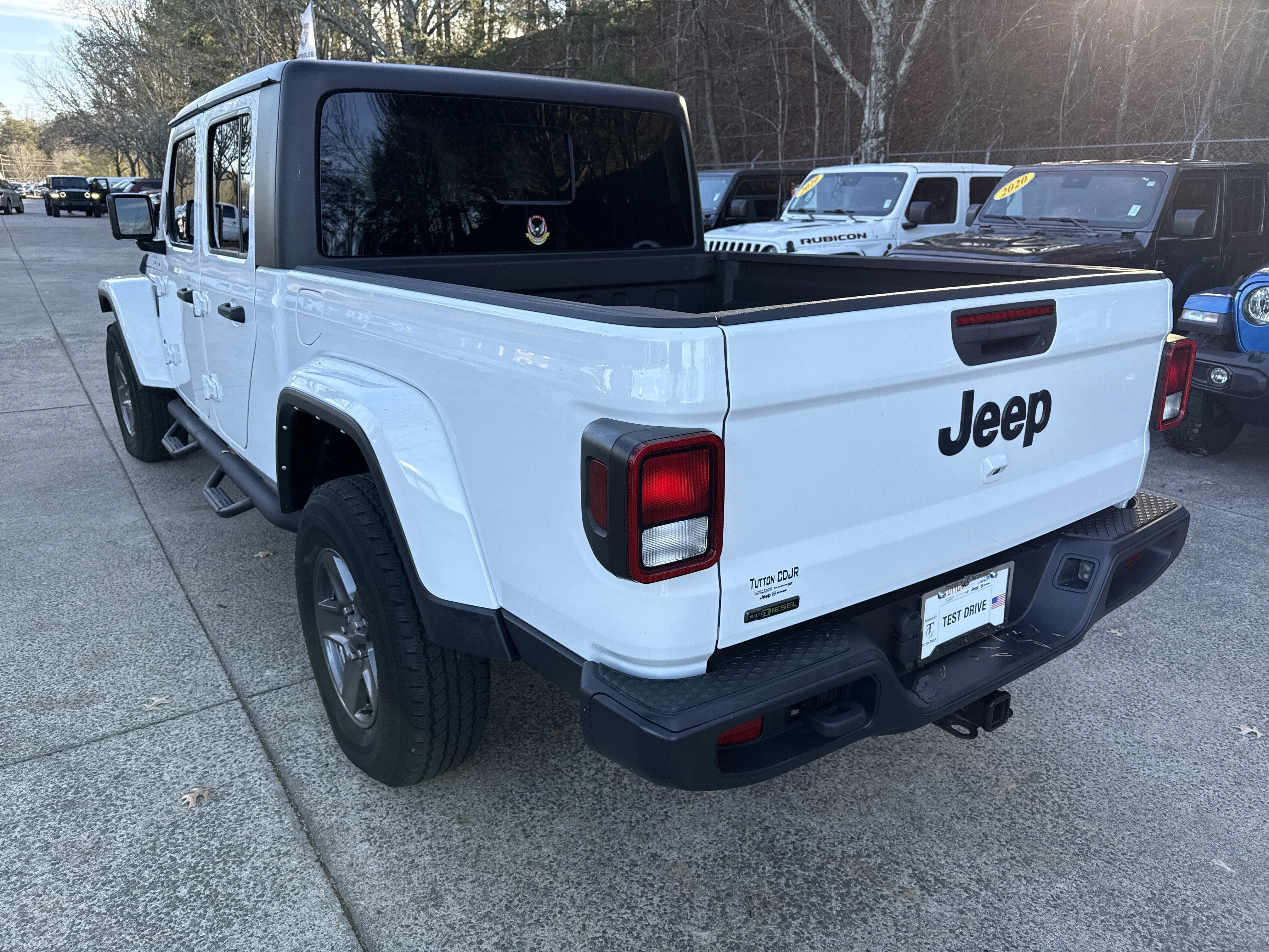 Used 2022 Jeep Gladiator Sport image 5