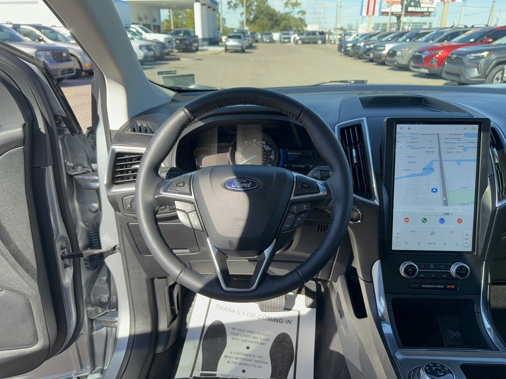 Certified 2024 Ford Edge Titanium w/ Equipment Group 301A image 32