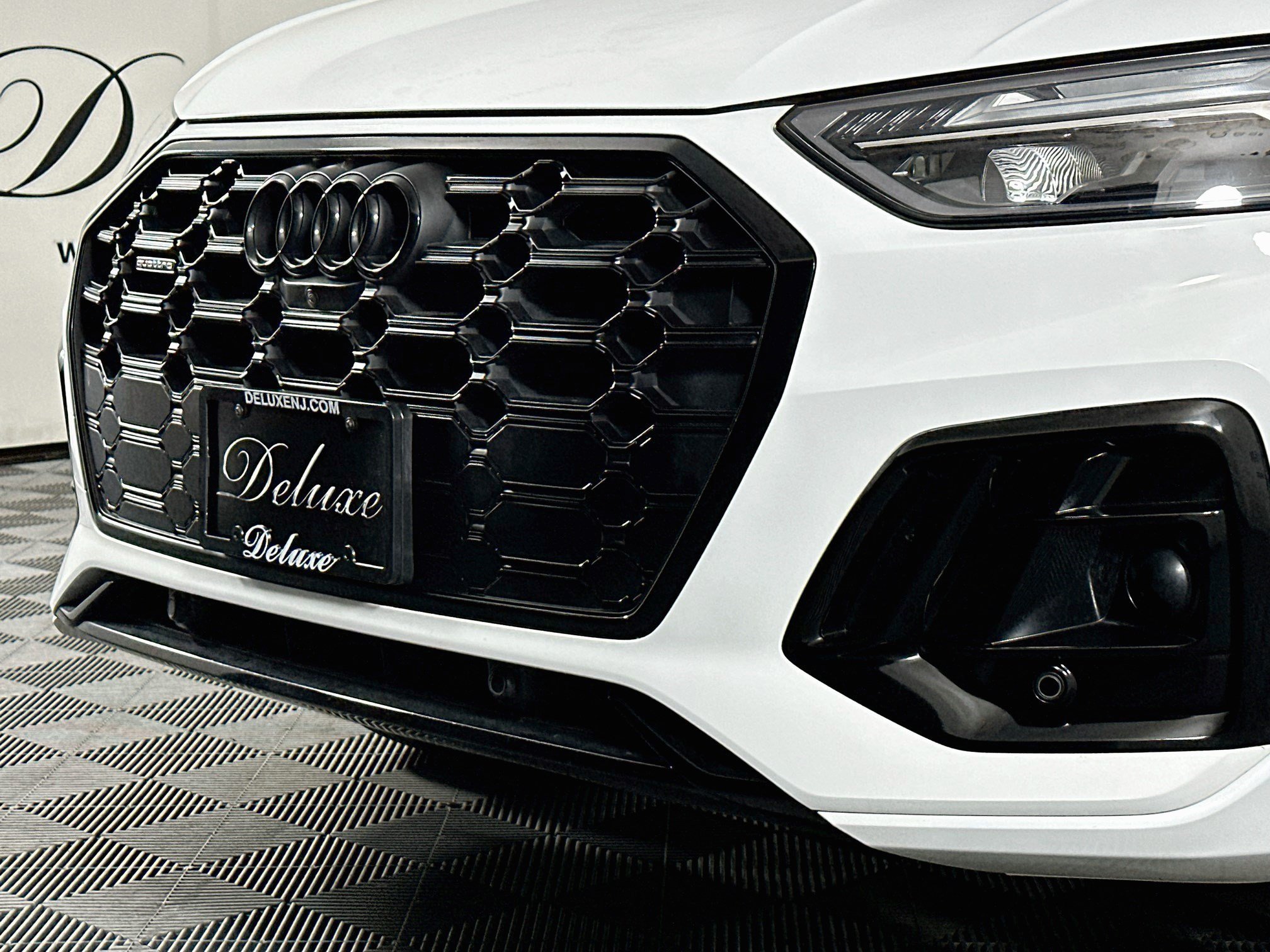 Used 2025 Audi Q5 e Premium Plus w/ Premium Plus Package AWD/4WD image 33