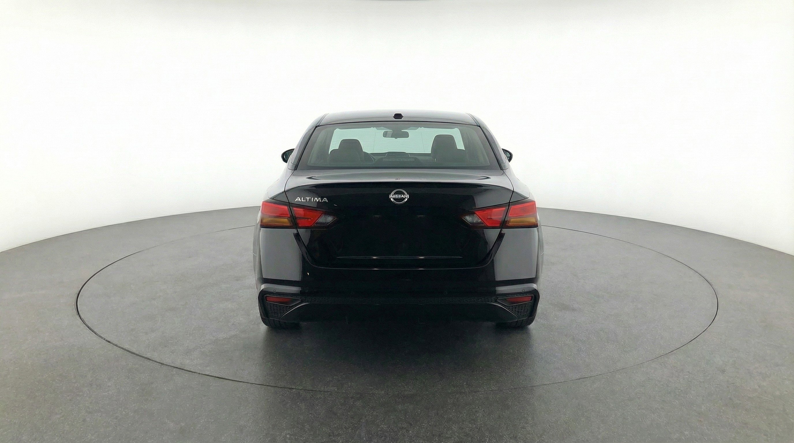 Used 2025 Nissan Altima 2.5 SV image 7