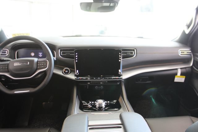 New 2026 Jeep Grand Wagoneer 4WD image 16