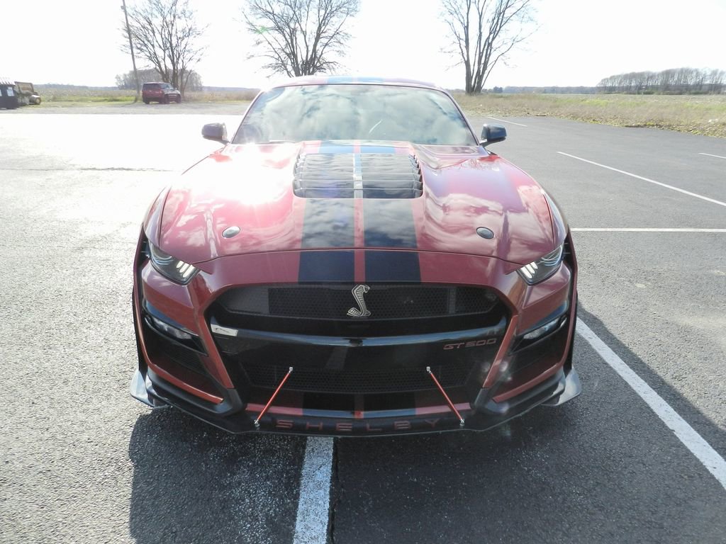 Used 2022 Ford Mustang Shelby GT500 w/ Carbon Fiber Track Pack image 3
