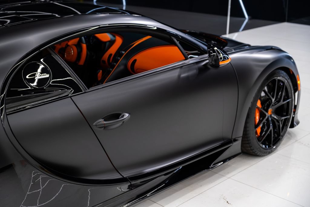 Used 2023 Bugatti Chiron Pur Sport AWD/4WD image 10