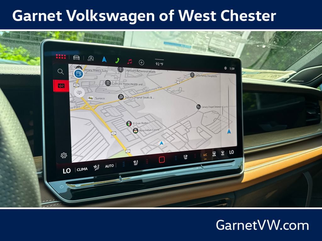 New 2026 Volkswagen Tiguan SEL R-Line AWD/4WD image 23