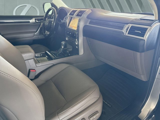 Certified 2020 Lexus GX 460 Premium w/ Premium Package image 28