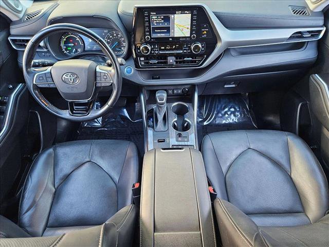 Used 2021 Toyota Highlander Limited image 17