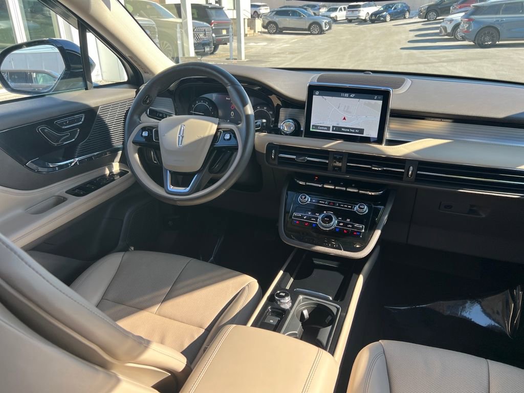 Certified 2022 Lincoln Corsair AWD w/ Premium Package image 20