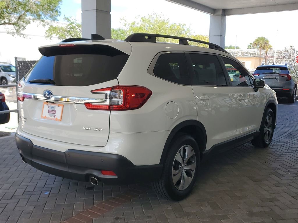 Used 2023 Subaru Ascent Premium w/ Convenience Package AWD/4WD image 5