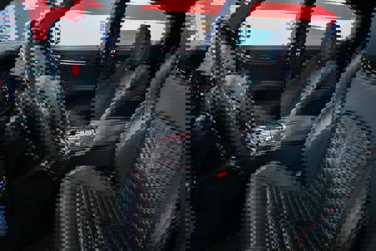 Used 2022 Maserati Ghibli Modena Q4 image 12