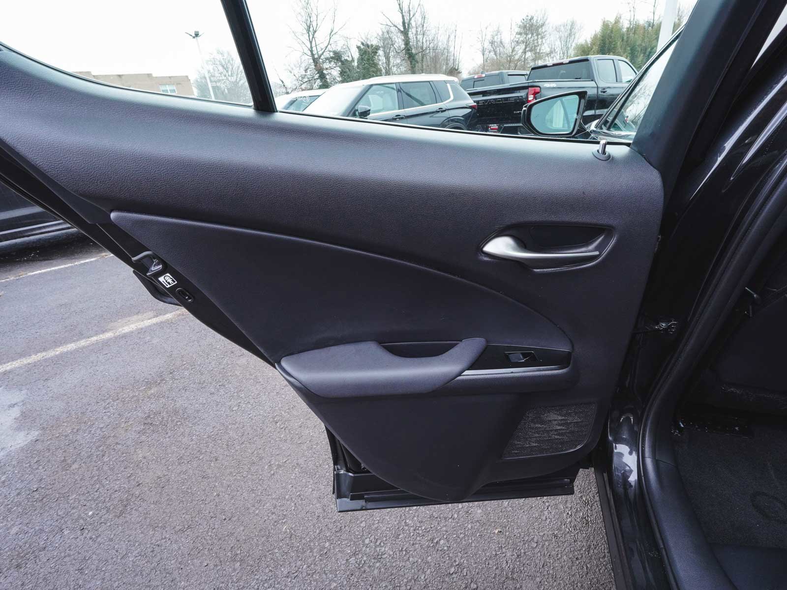 Used 2023 Lexus UX 250h AWD w/ Premium Package image 12