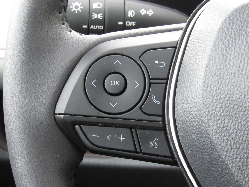 Certified 2025 Toyota RAV4 Limited w/ Advanced Technology Package AWD/4WD image 26
