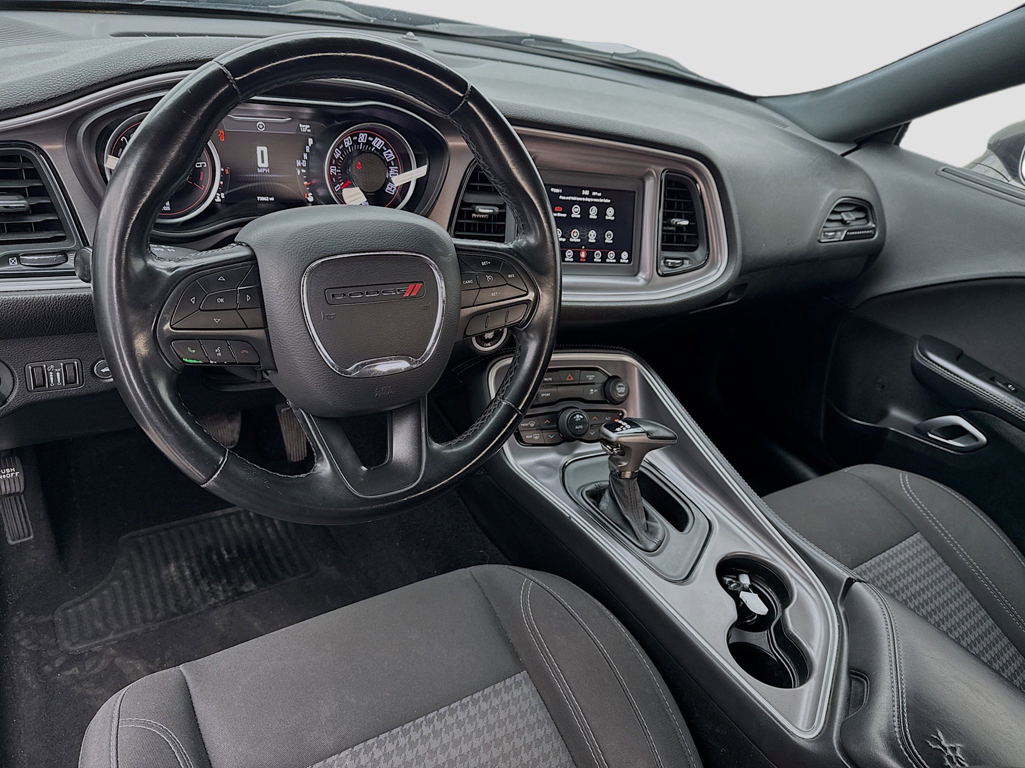Used 2019 Dodge Challenger SXT RWD image 14