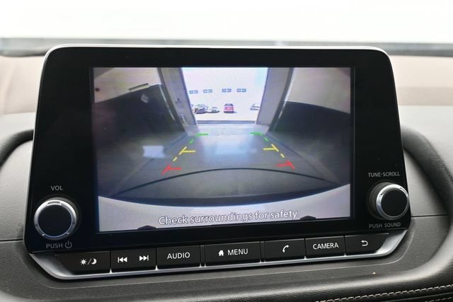 Used 2023 Nissan Rogue SV FWD image 41