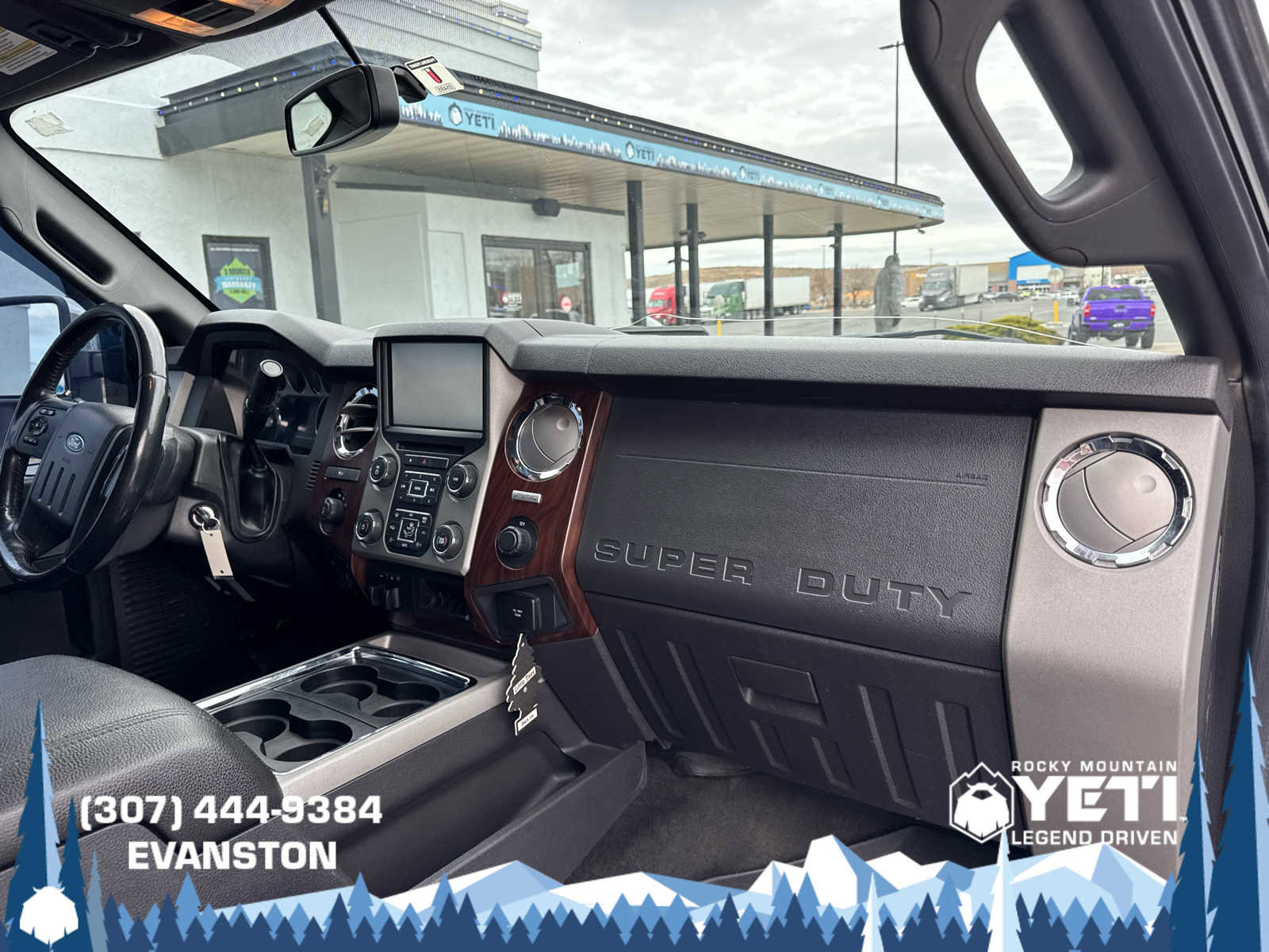 Used 2016 Ford F250 Lariat w/ Lariat Ultimate Package image 14