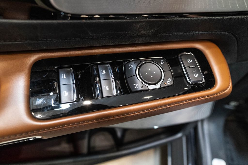 Used 2021 Lincoln Aviator Reserve w/ Equipment Group 202A AWD/4WD image 20