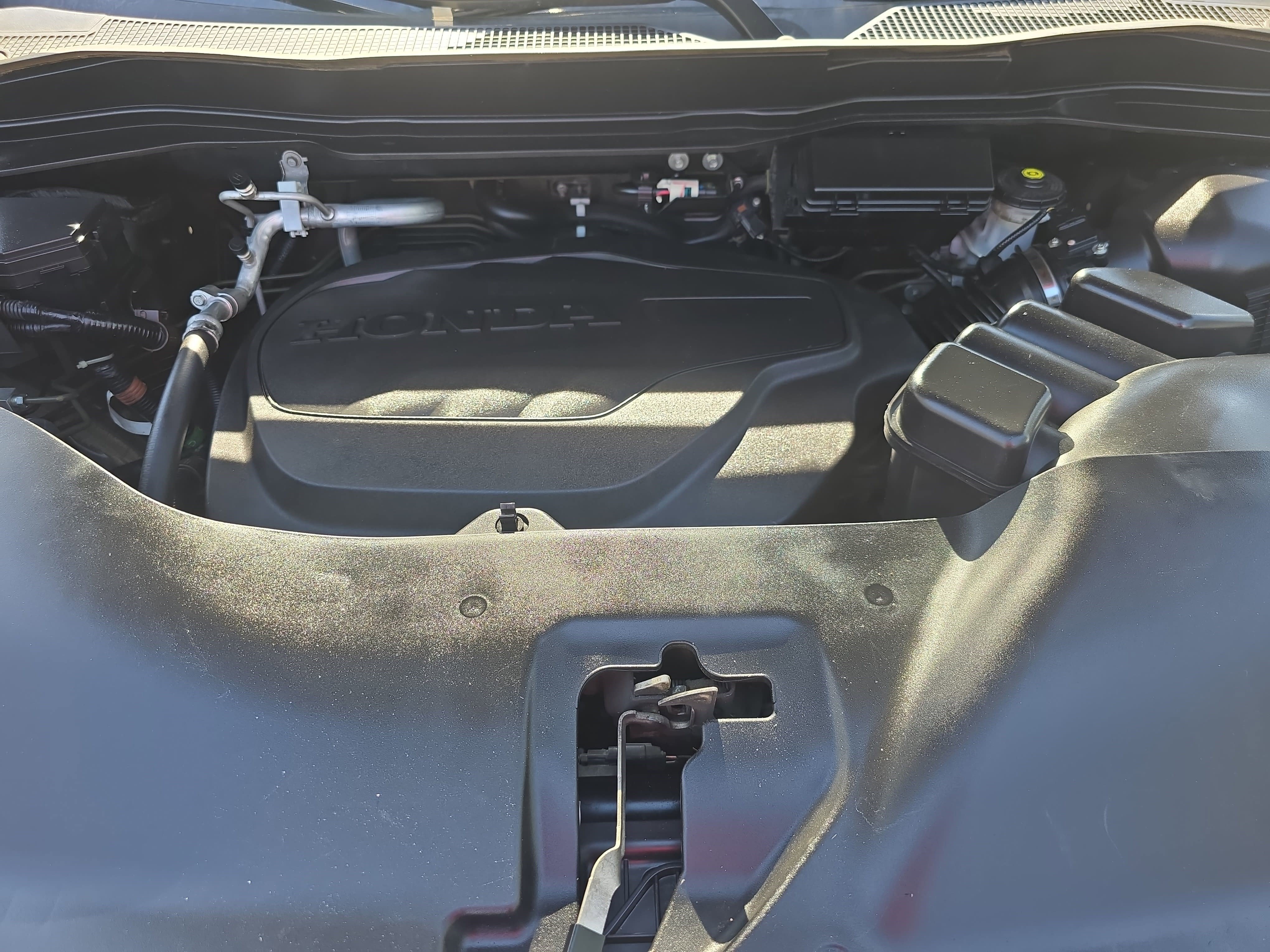 Used 2022 Honda Pilot Sport image 31