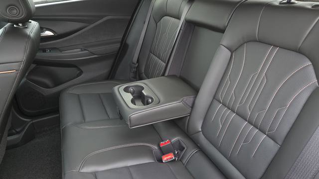 New 2026 Buick Envista Avenir image 23