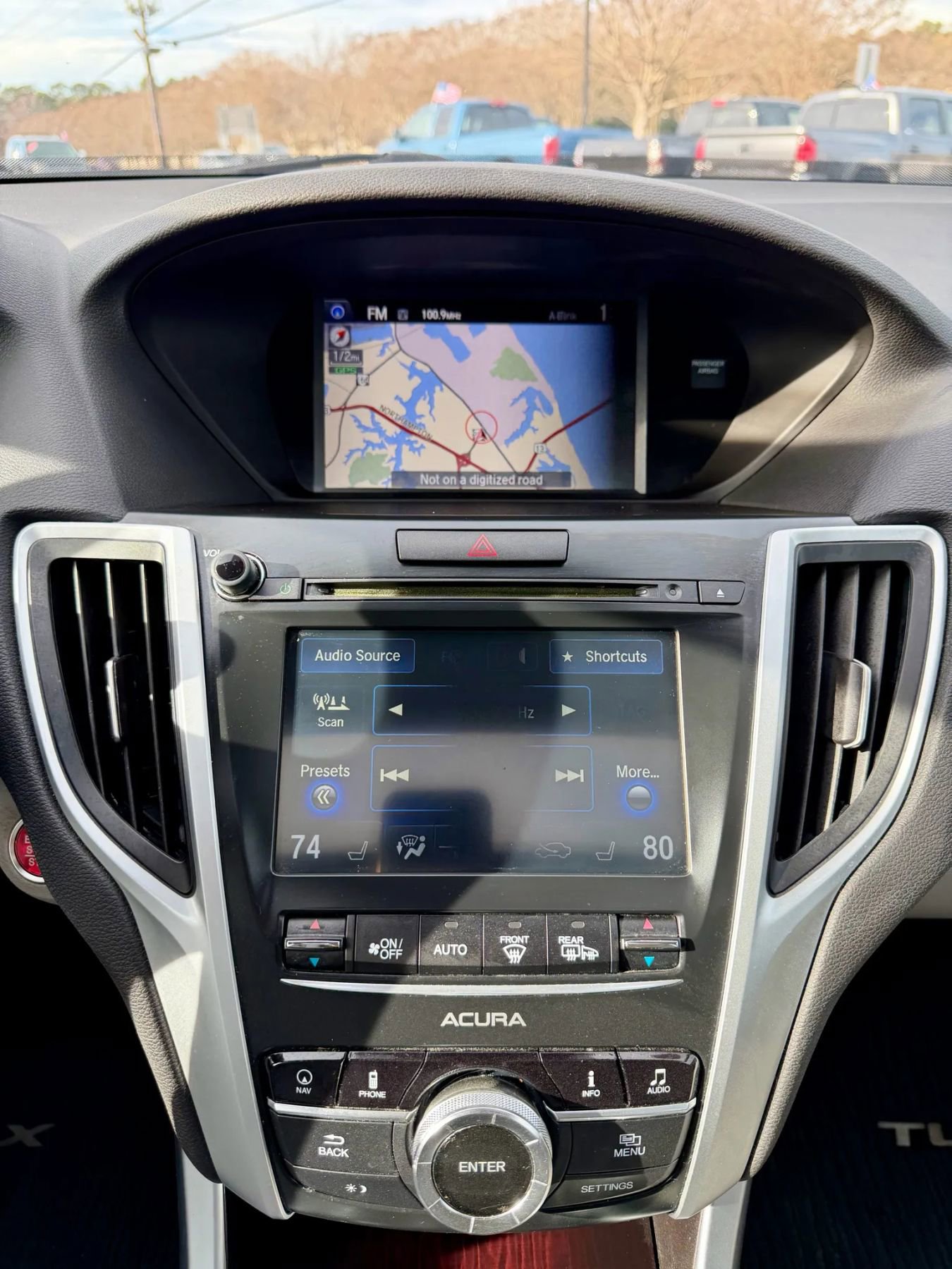 Used 2015 Acura TLX 3.5 Sedan 4D image 14
