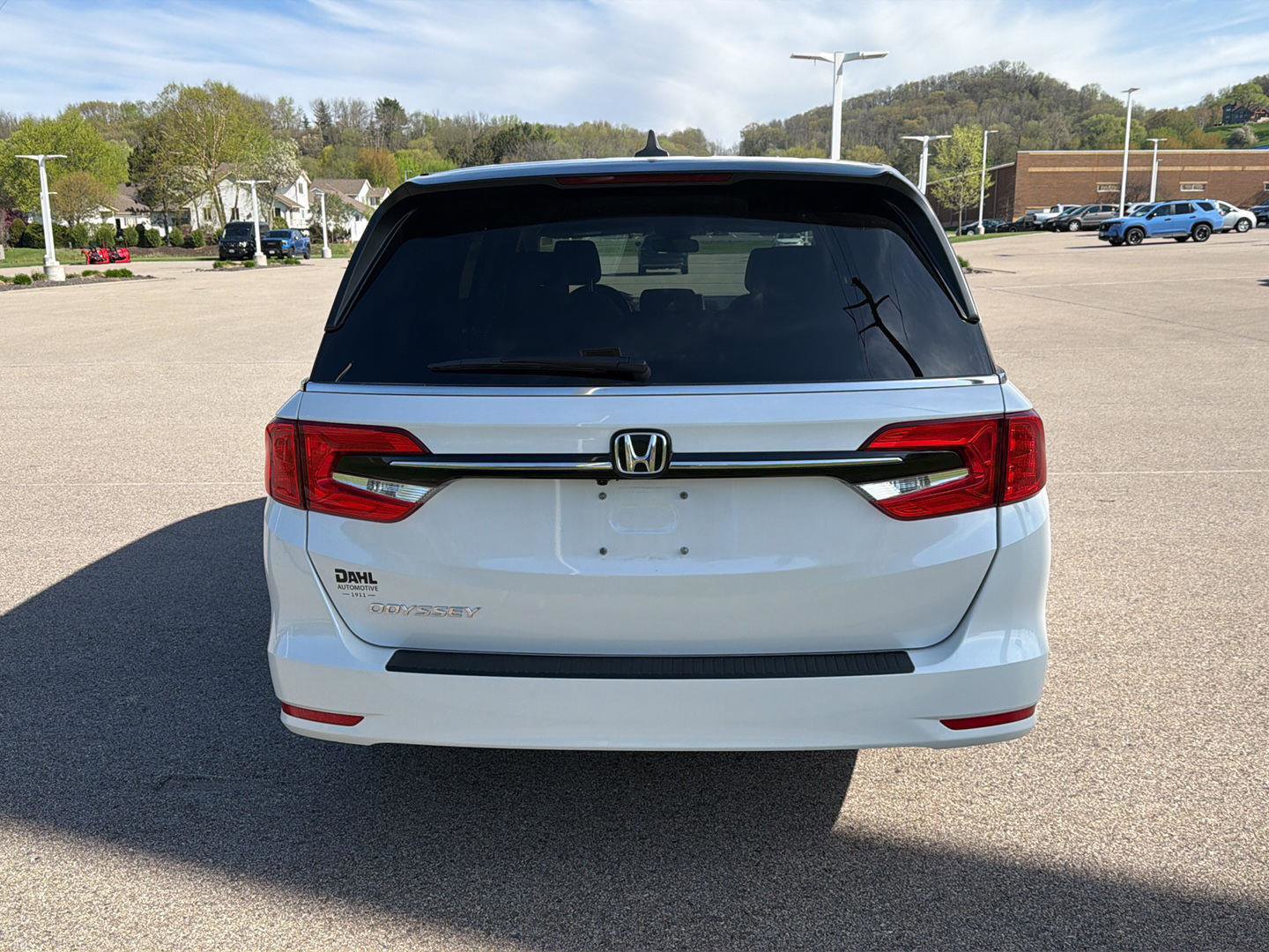 Used 2024 Honda Odyssey EX image 3