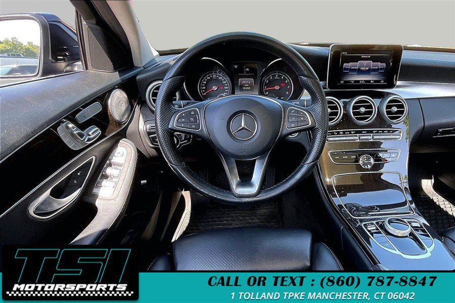 Used 2017 Mercedes-Benz C 300 4MATIC Sedan image 5
