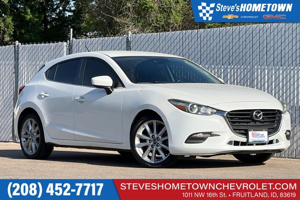Used 2017 MAZDA MAZDA3 Touring FWD image 1