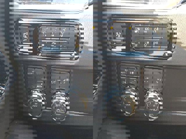 New 2026 GMC Yukon Elevation image 30