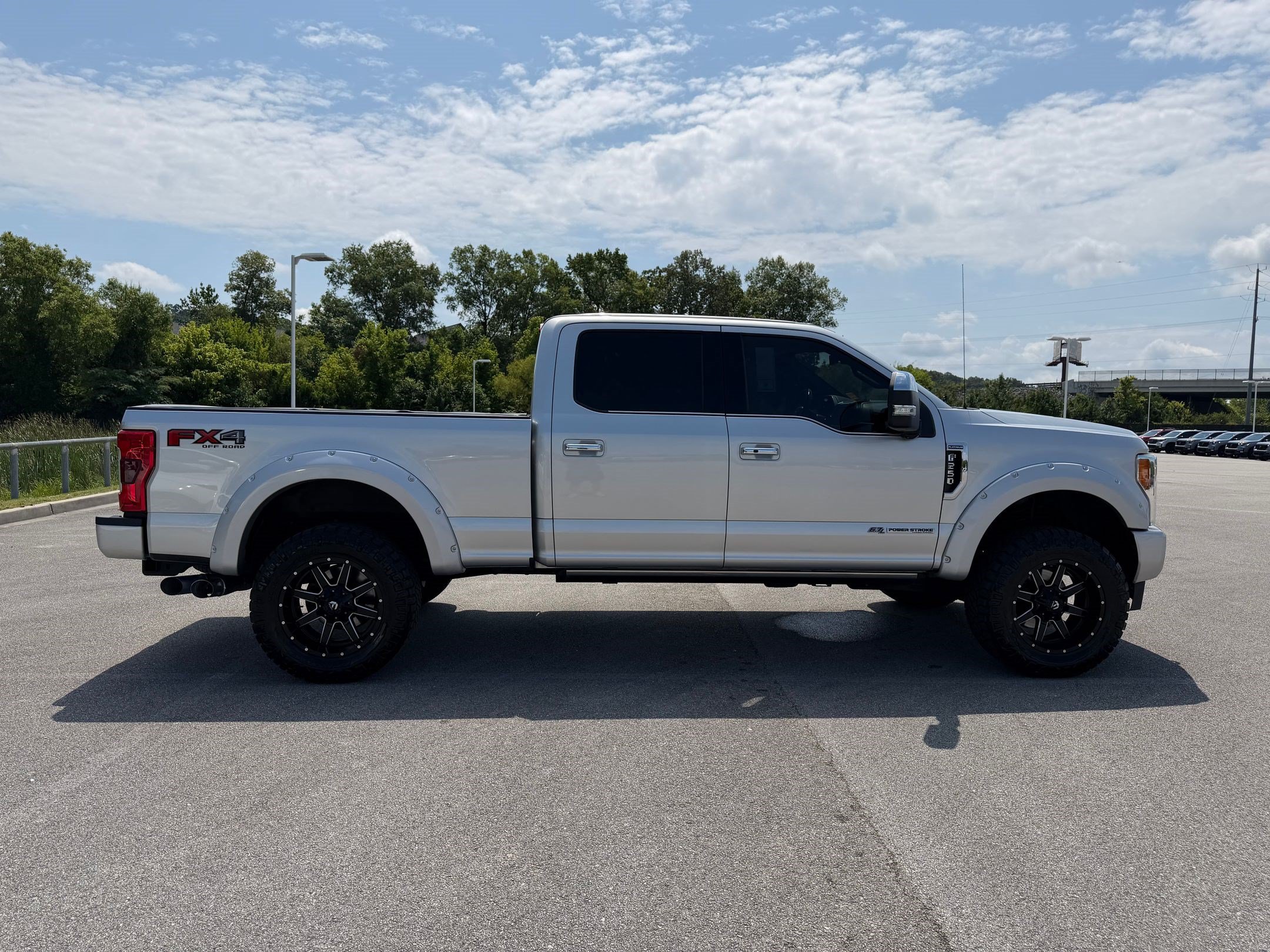 Used 2018 Ford F250 Platinum w/ Platinum Ultimate Package AWD/4WD image 8