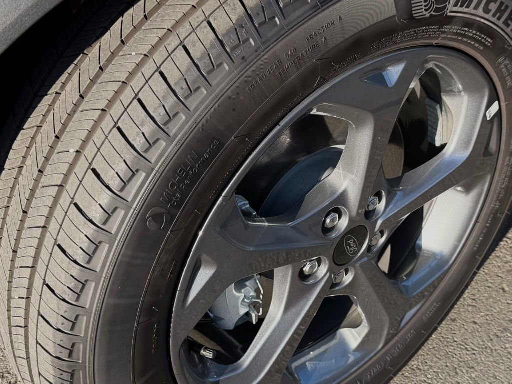 Certified 2025 Ford Escape ST-Line w/ Equipment Group 301A image 12