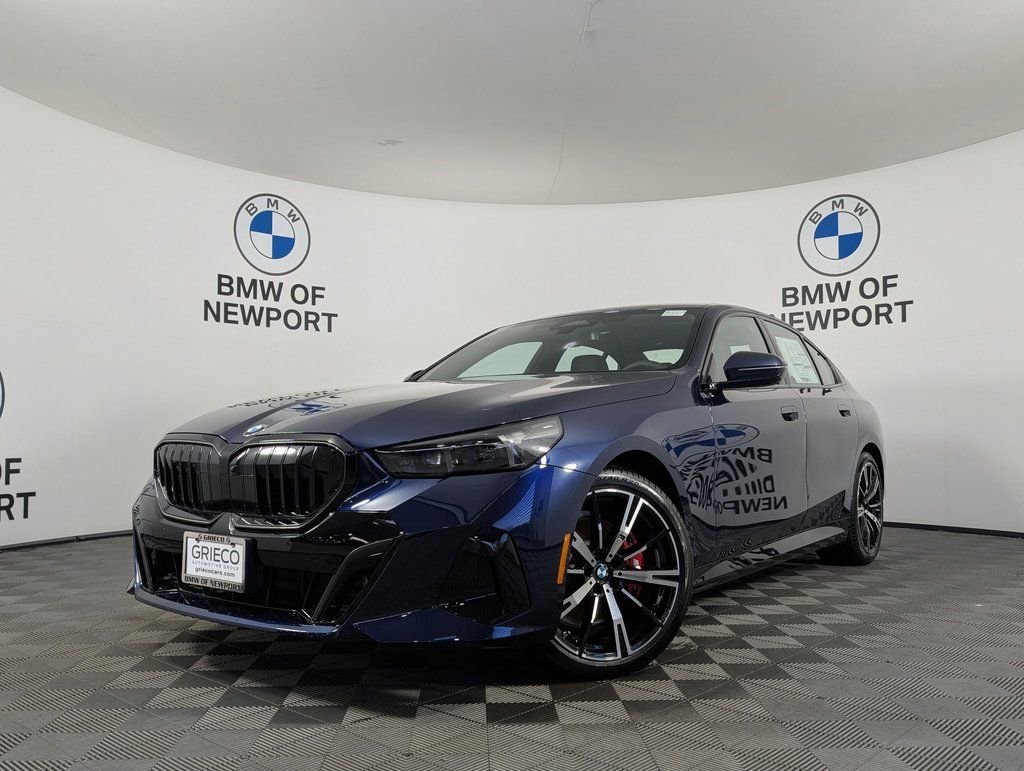 New 2026 BMW 530i xDrive w/ M Sport Package