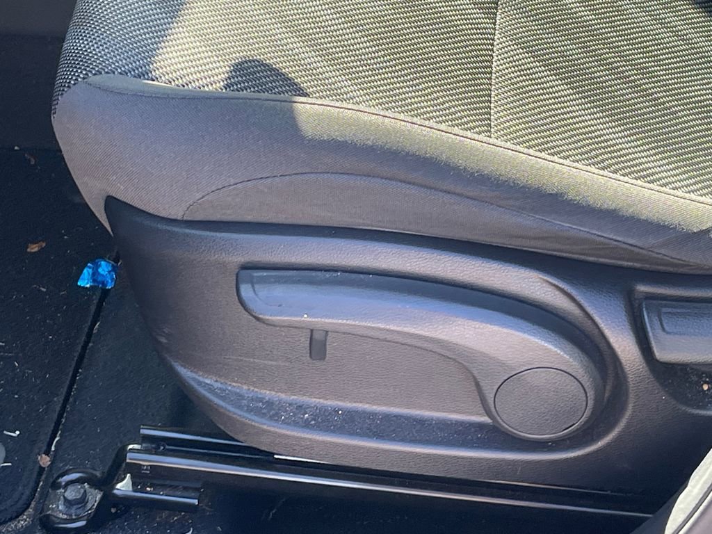 Used 2022 Kia Seltos LX image 30