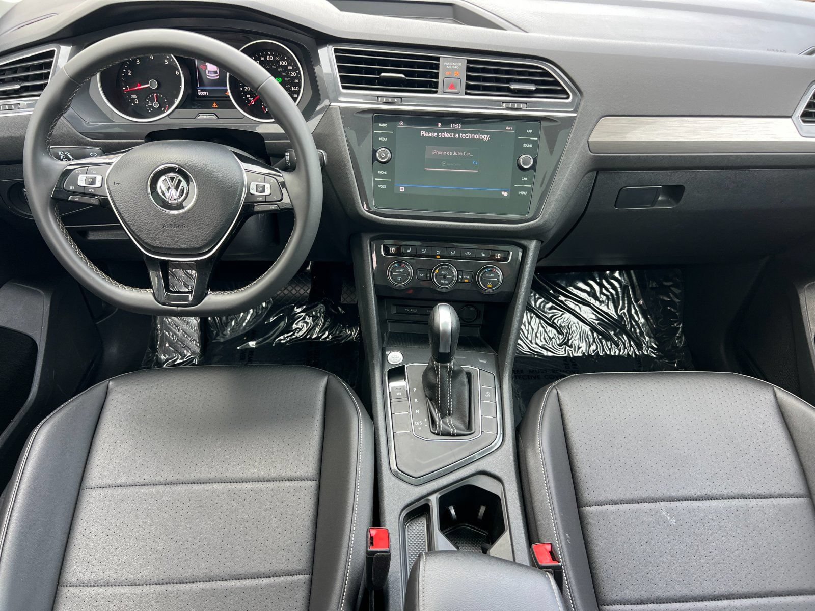 Used 2021 Volkswagen Tiguan SE FWD image 15