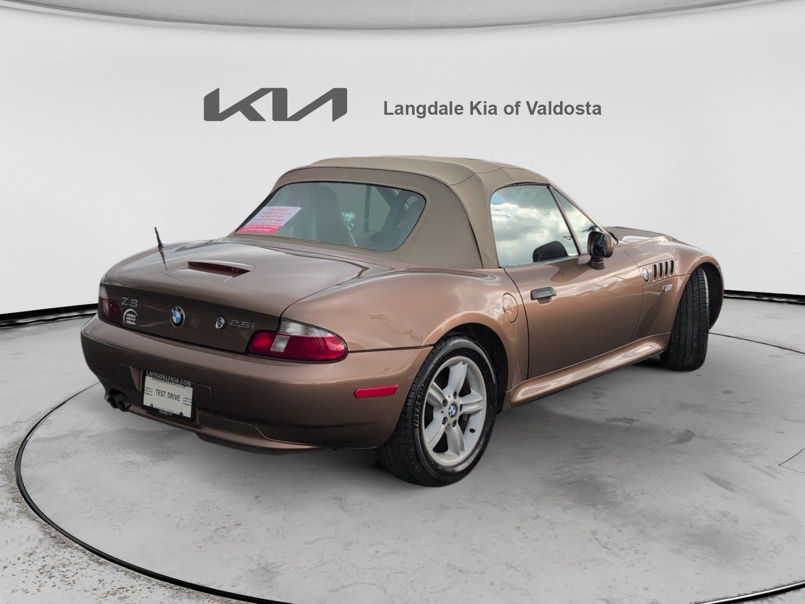 Used 2002 BMW Z3 2.5i RWD image 4