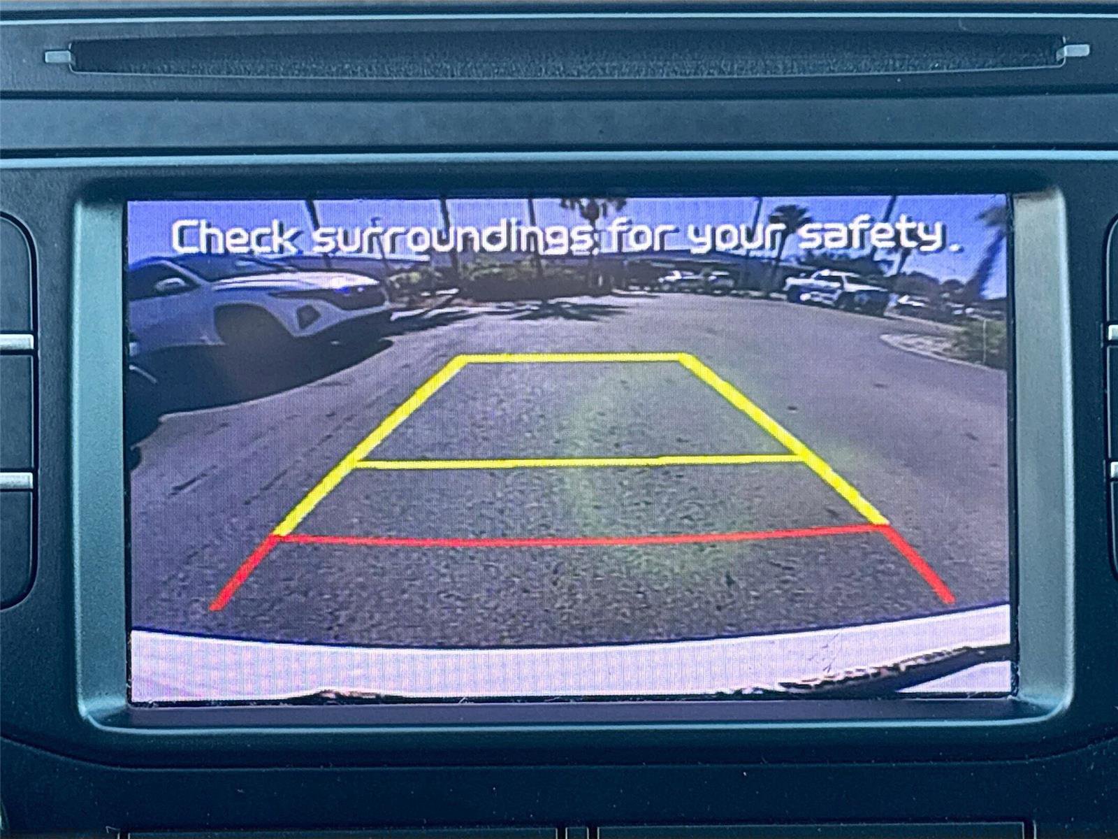 Used 2018 Kia Sportage LX image 14