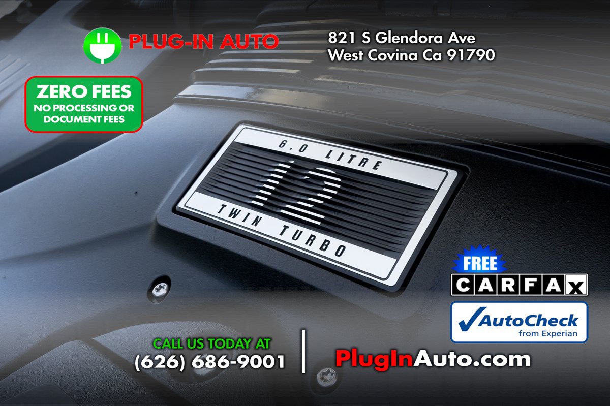 Used 2018 Bentley Bentayga AWD/4WD image 17