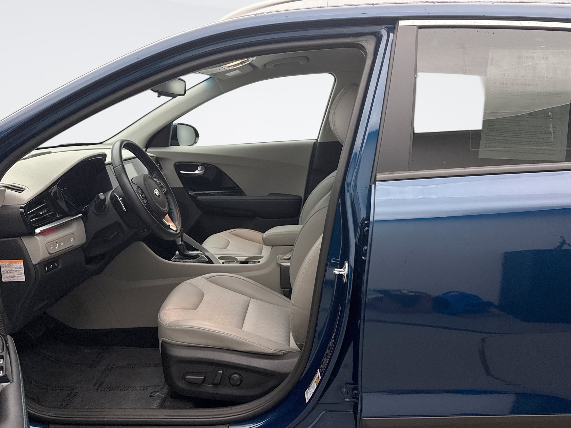 Used 2021 Kia Niro EX FWD image 8
