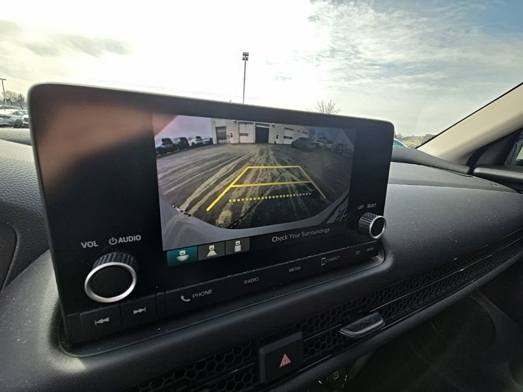 Used 2025 Honda HR-V LX image 17