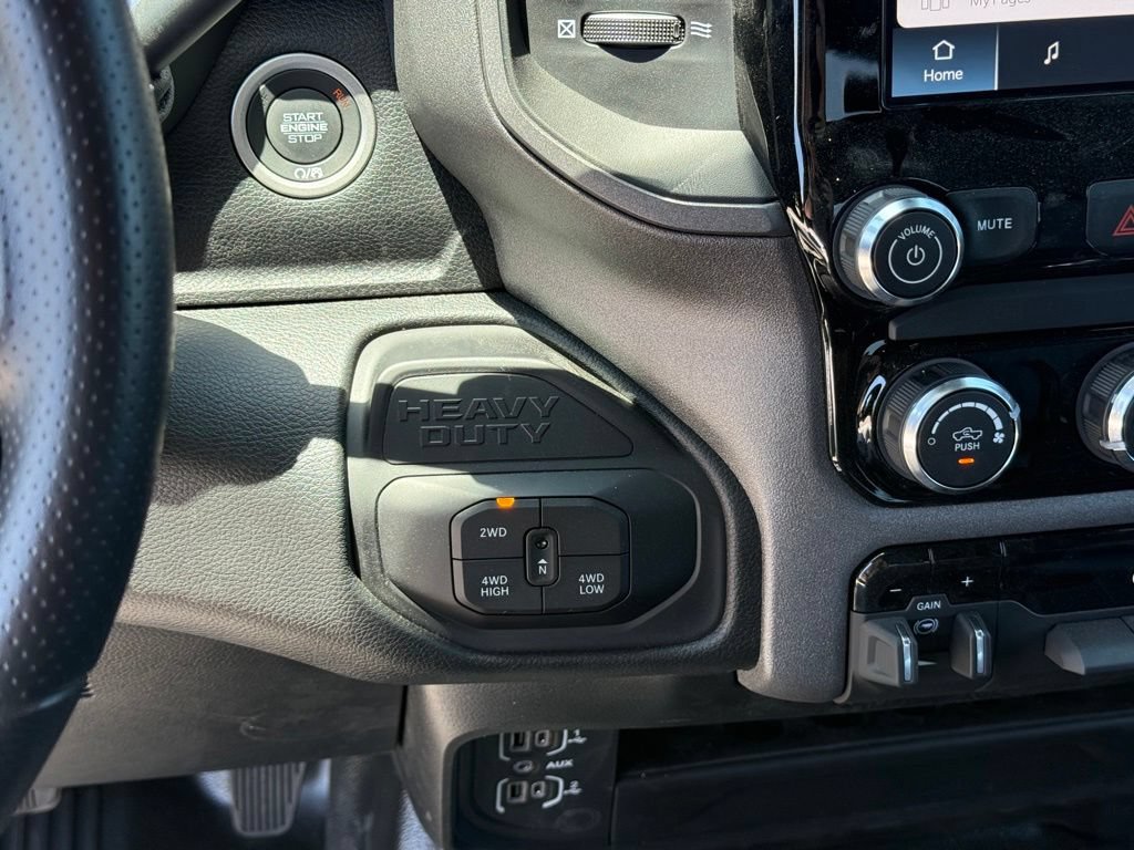 New 2026 RAM 3500 Tradesman AWD/4WD image 21
