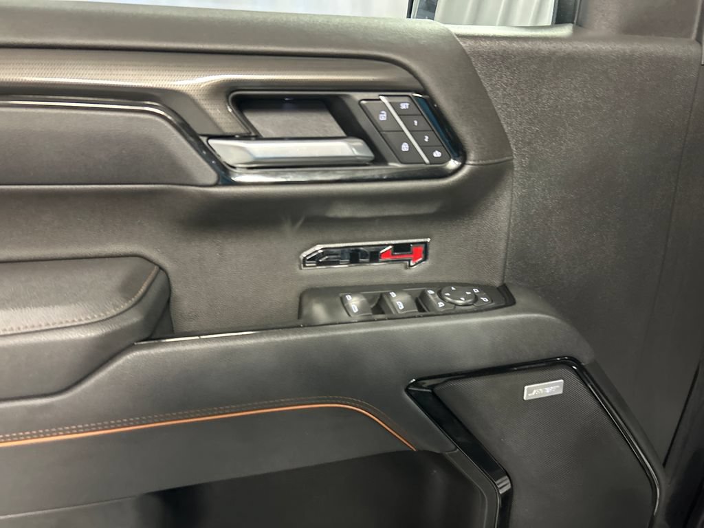 Used 2025 GMC Sierra 1500 AT4 AWD/4WD image 14