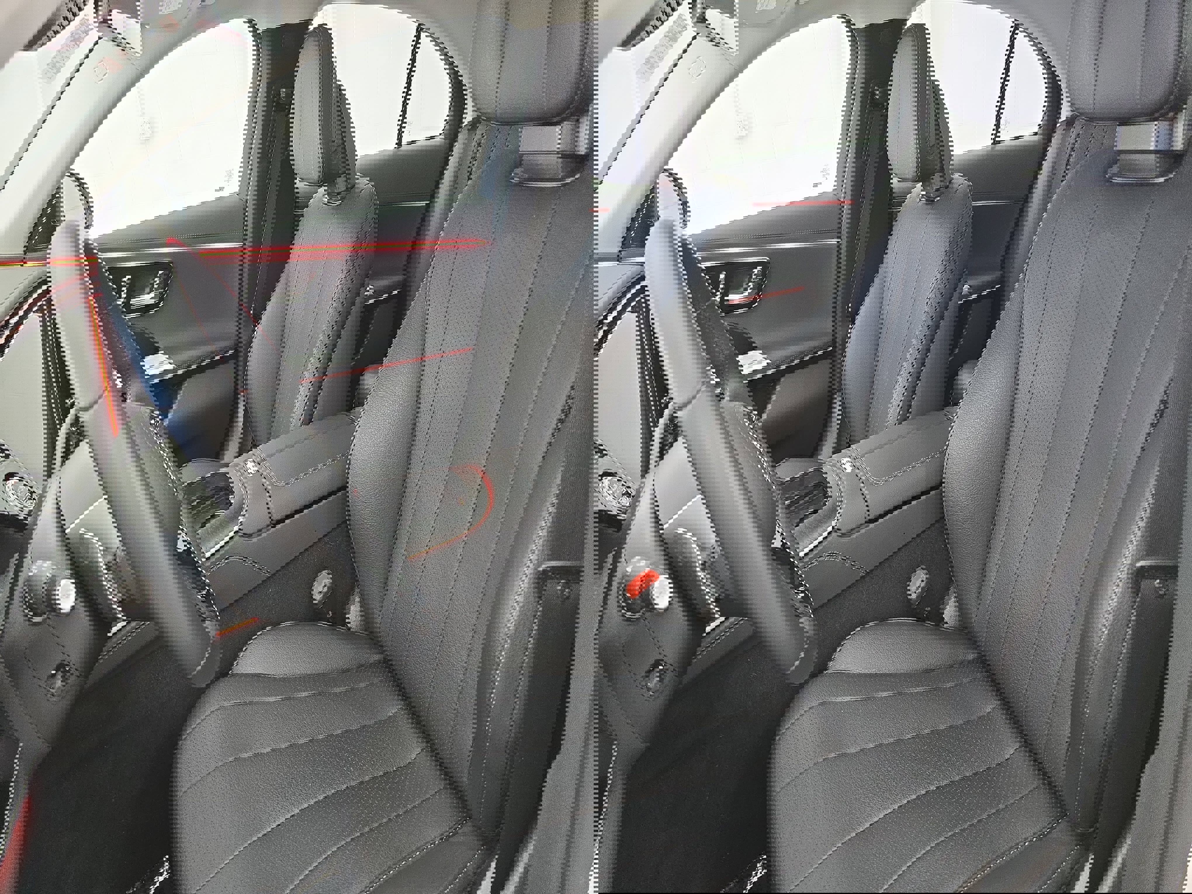 Used 2025 Mercedes-Benz E 350 Sedan image 15