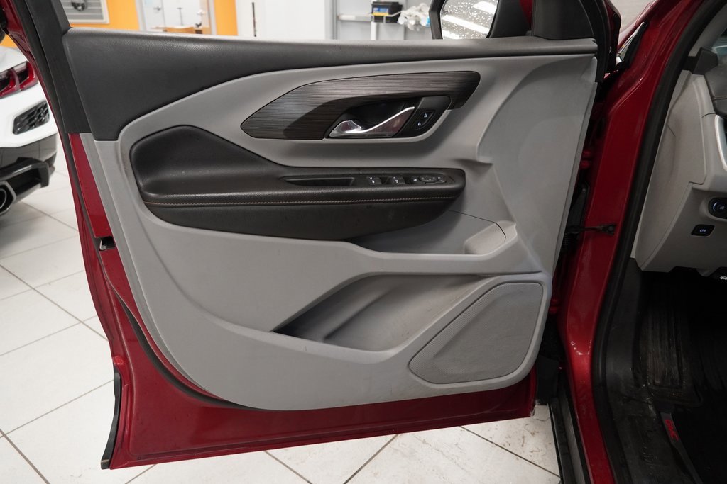 Used 2019 GMC Terrain SLT image 16
