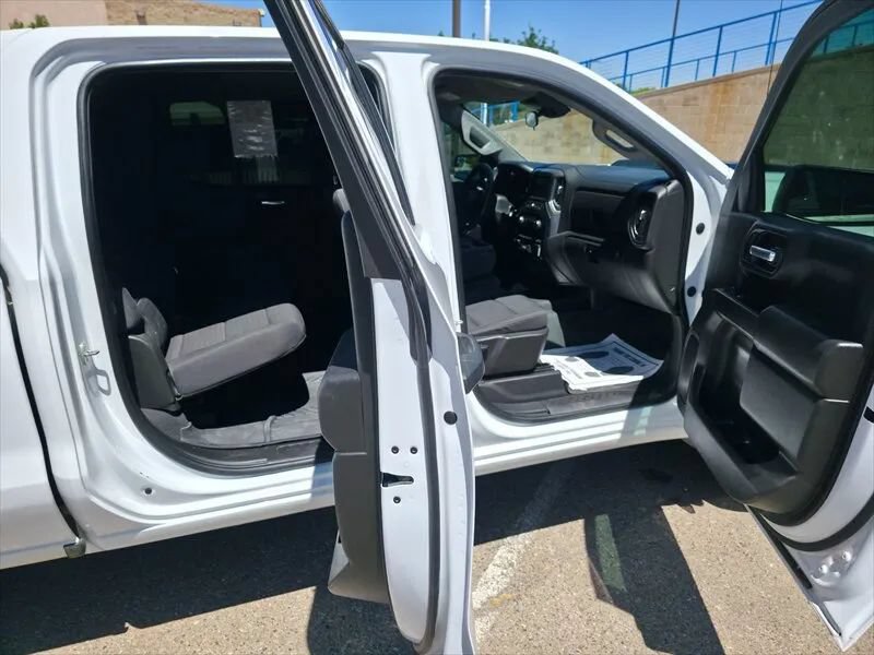 Used 2023 Chevrolet Silverado 1500 Custom Trail Boss AWD/4WD image 20