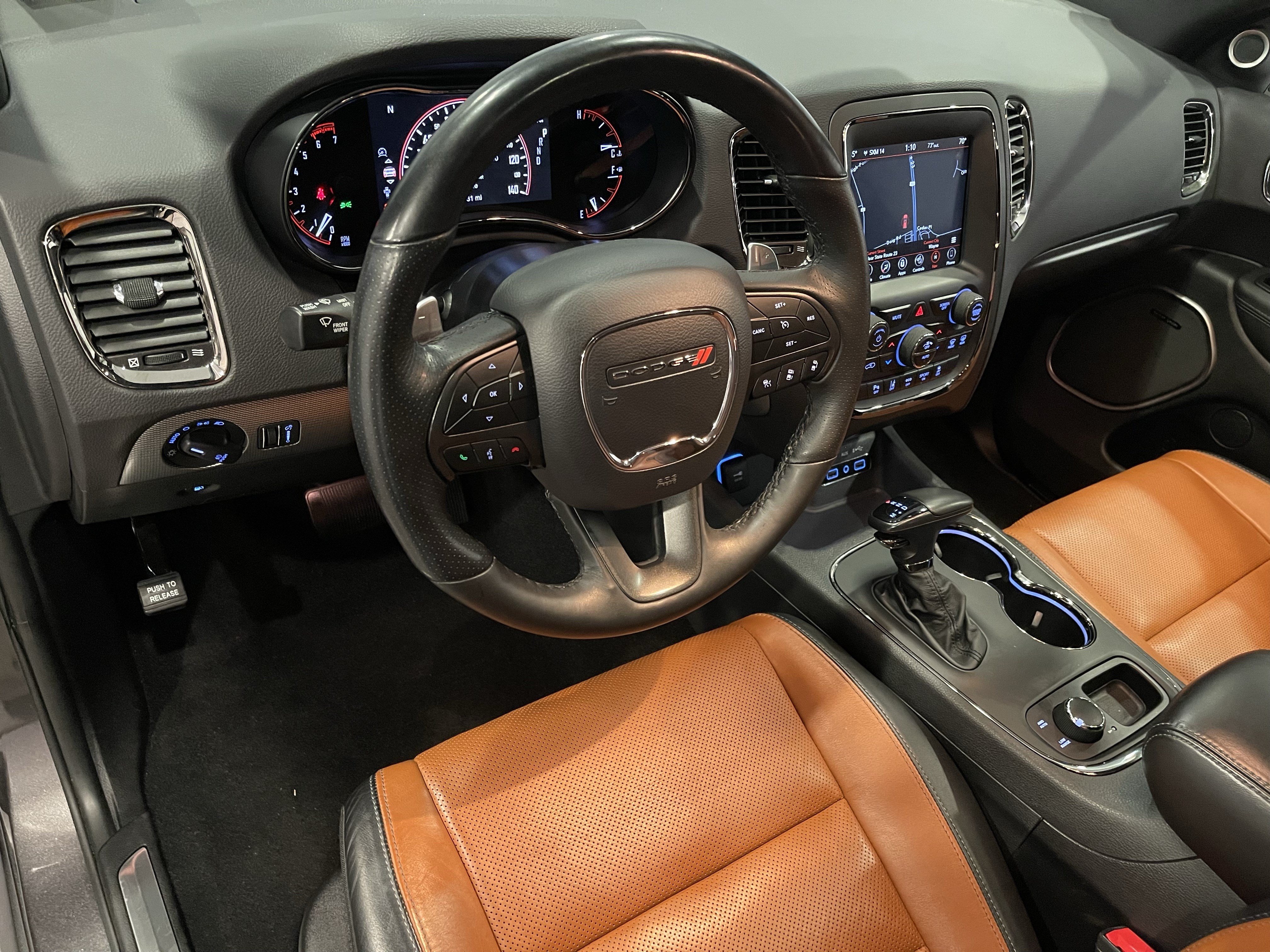 Used 2019 Dodge Durango R/T w/ Technology Group AWD/4WD image 13