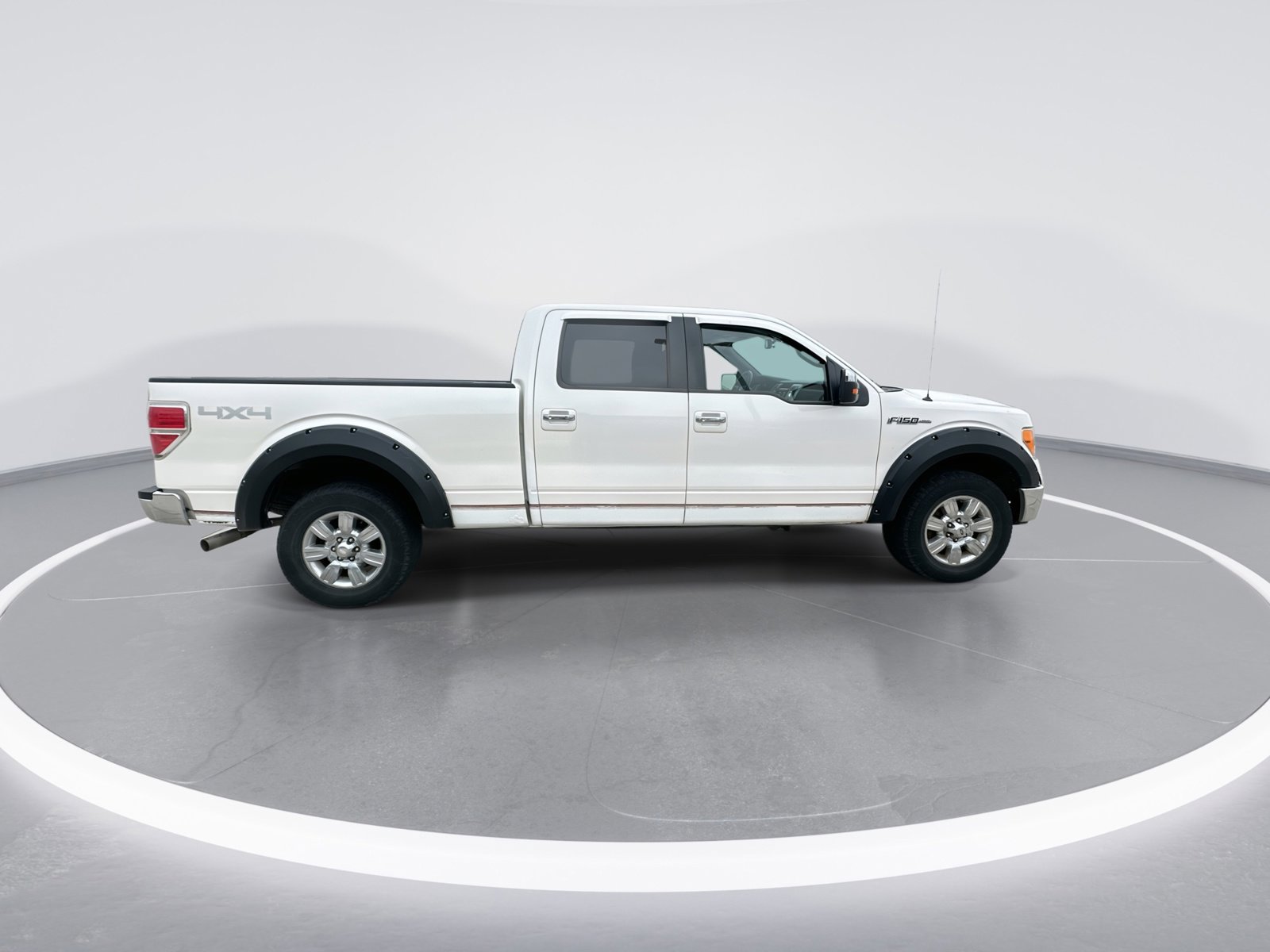Used 2010 Ford F150 Lariat image 9